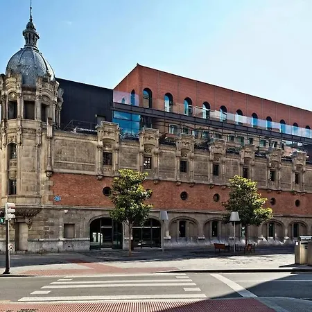 Cultura Y Gastronomía En El Casco Viejo *