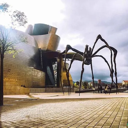 Cultura Y Gastronomia En El Casco Viejo Bilbao