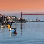 Cultura Y Gastronomia En El Casco Viejo *